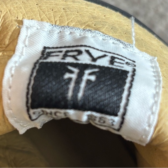 FRYE Sz 10B Harness Short Shaft Leather Boots With Zipper Back Closure - Picture 15 of 15